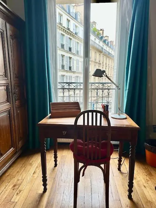 Grand Appartement Paris 0*,