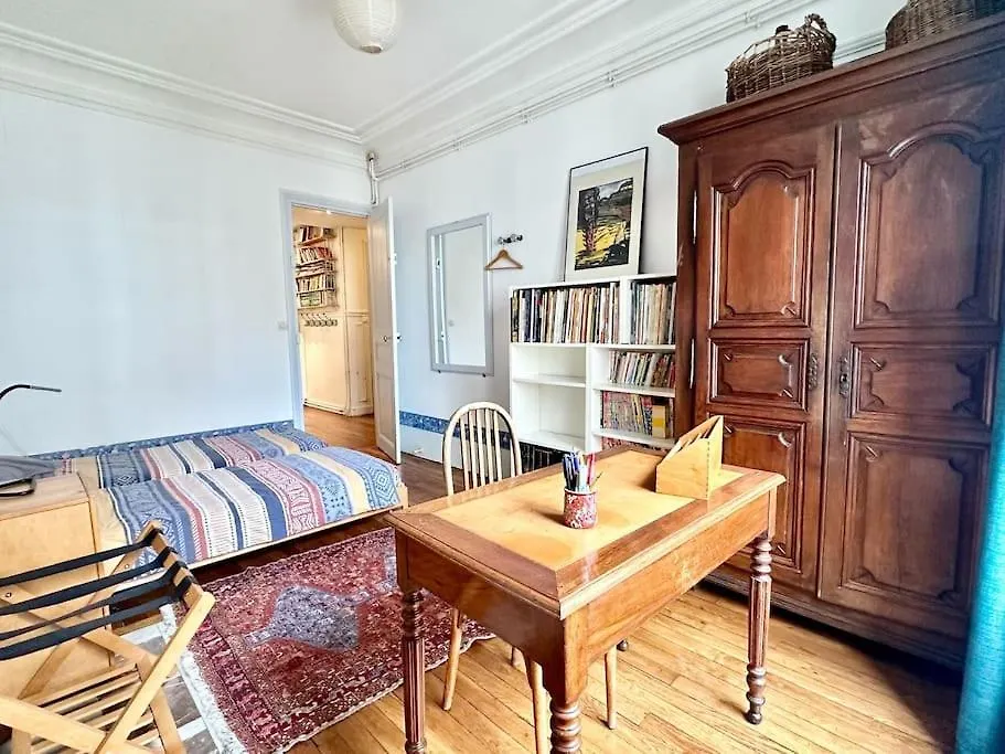 Apartment Grand Appartement Paris