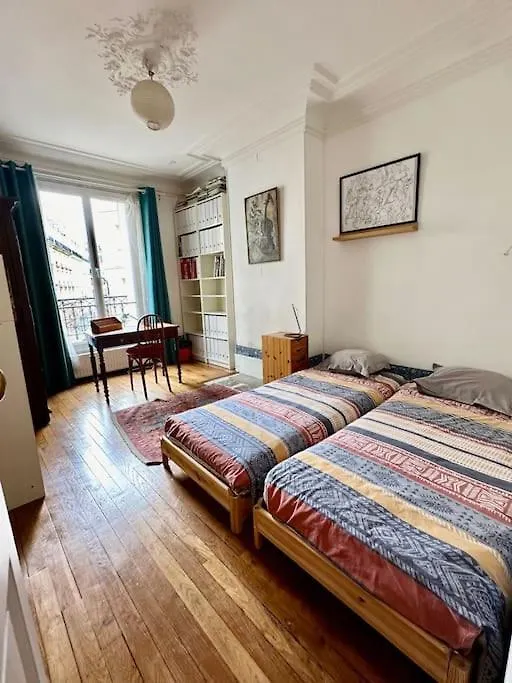 Grand Appartement Paris Apartment