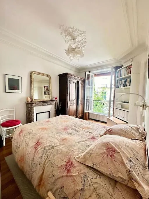 Grand Appartement Paris 0*,